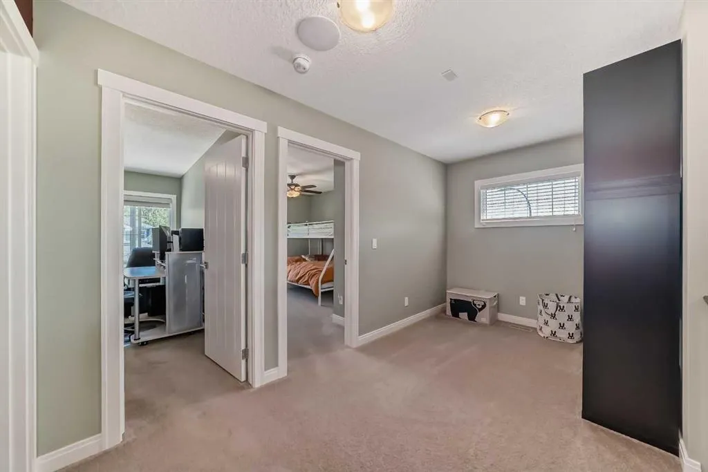 95 Cranbrook Hill SE