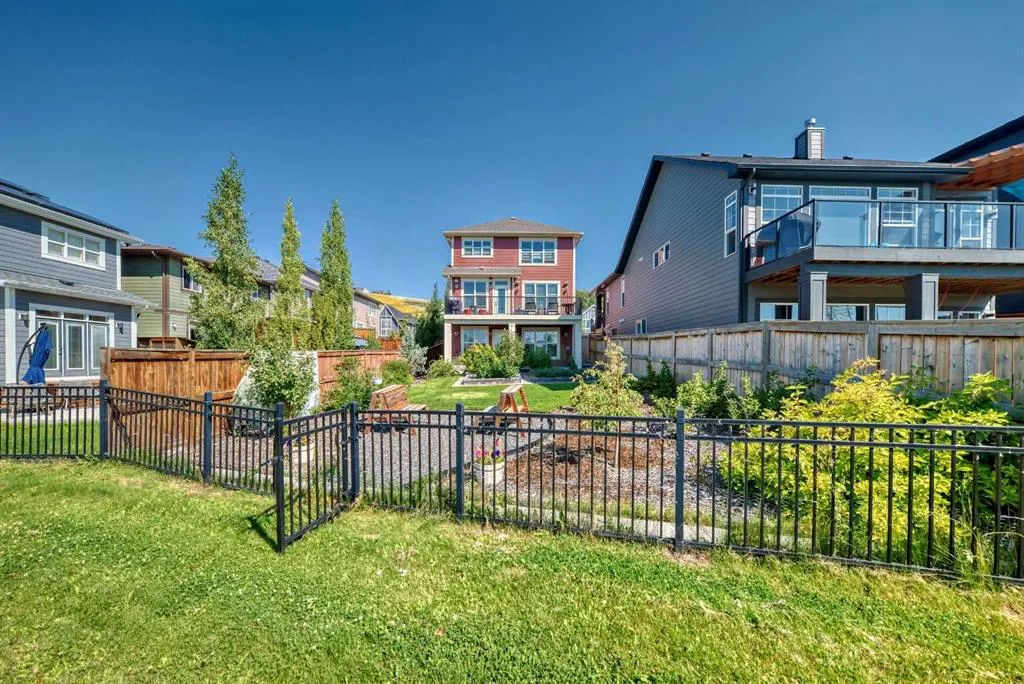 95 Cranbrook Hill SE