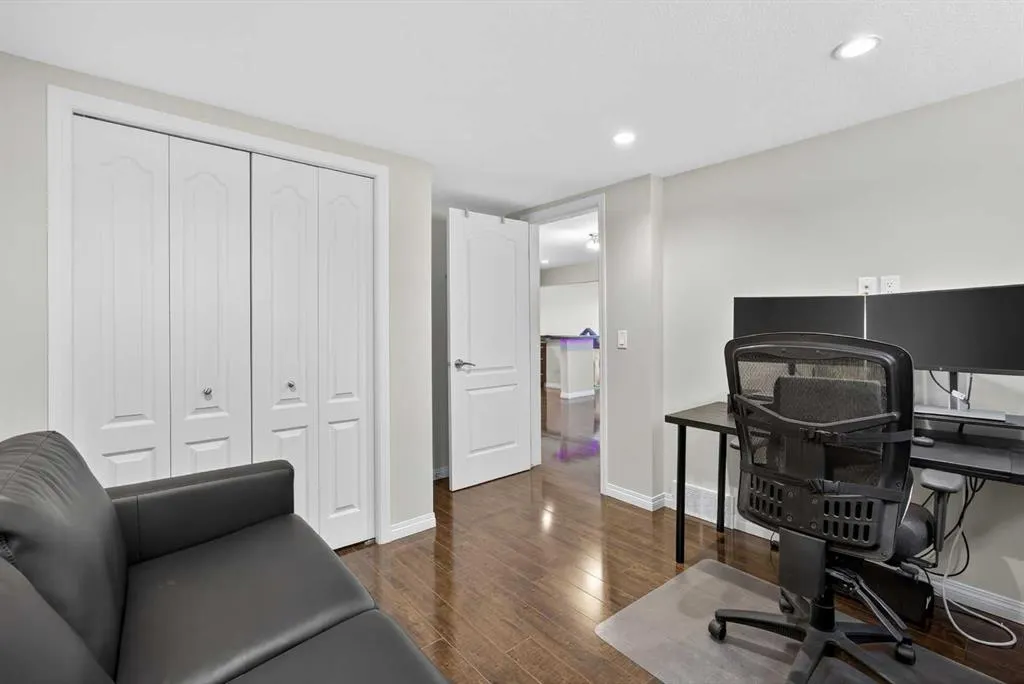 108 Rainbow Falls Row