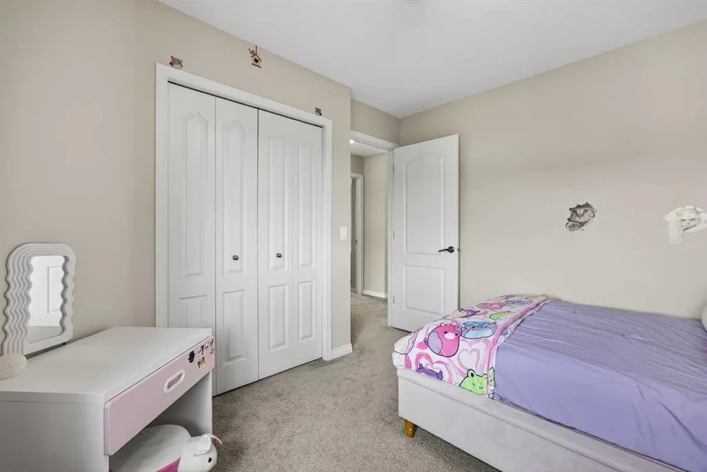 108 Rainbow Falls Row