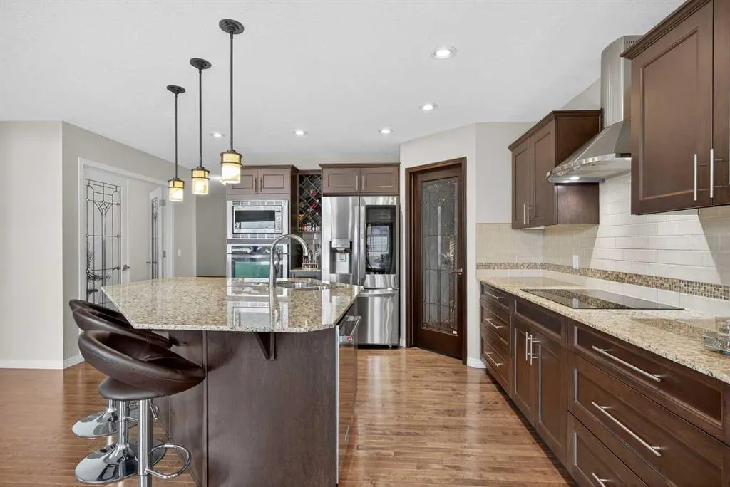 108 Rainbow Falls Row