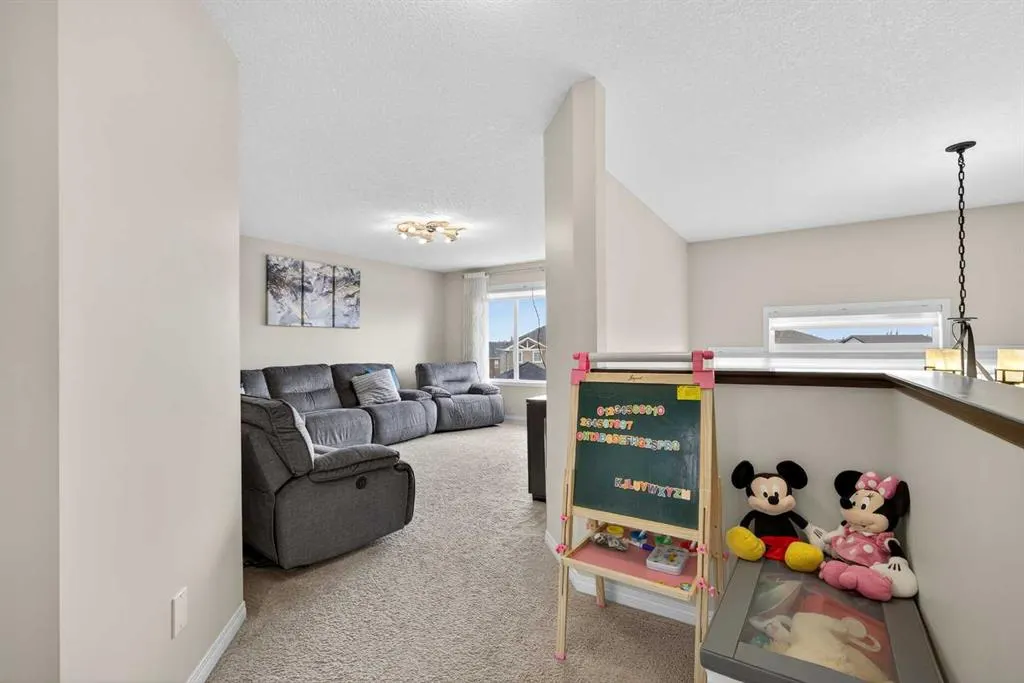 108 Rainbow Falls Row
