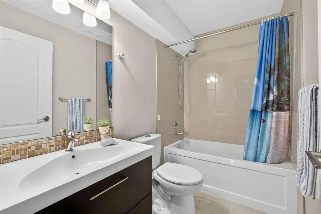 108 Rainbow Falls Row