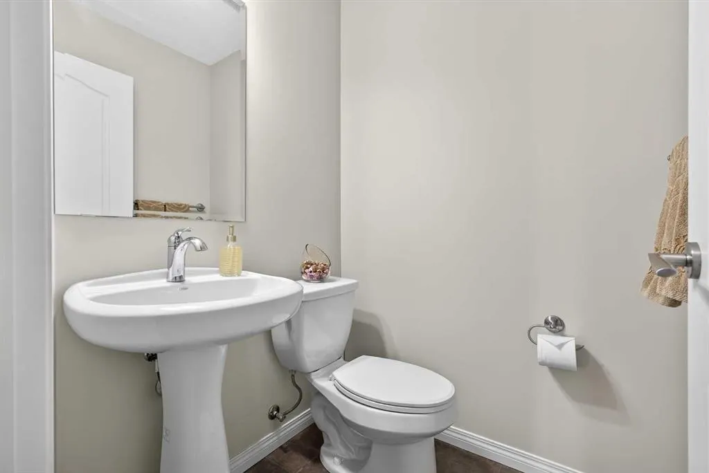 108 Rainbow Falls Row