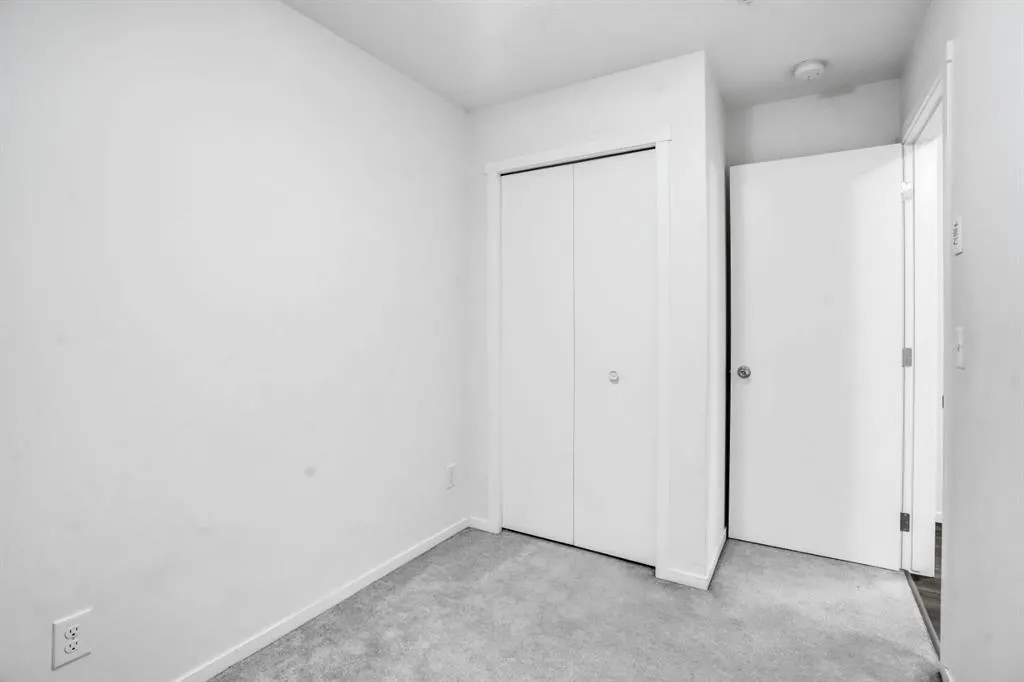 4641 128 Avenue NE, #2211