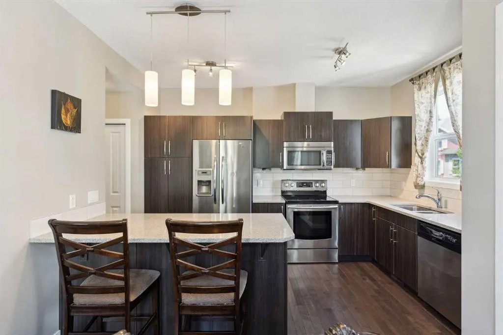 10 AUBURN BAY Avenue SE, #614