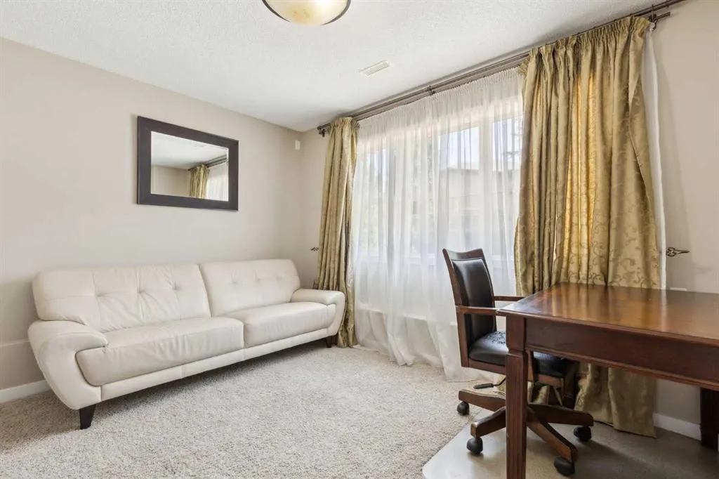 10 AUBURN BAY Avenue SE, #614