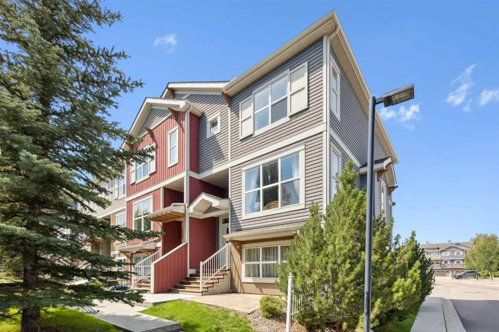 10 AUBURN BAY Avenue SE, #614