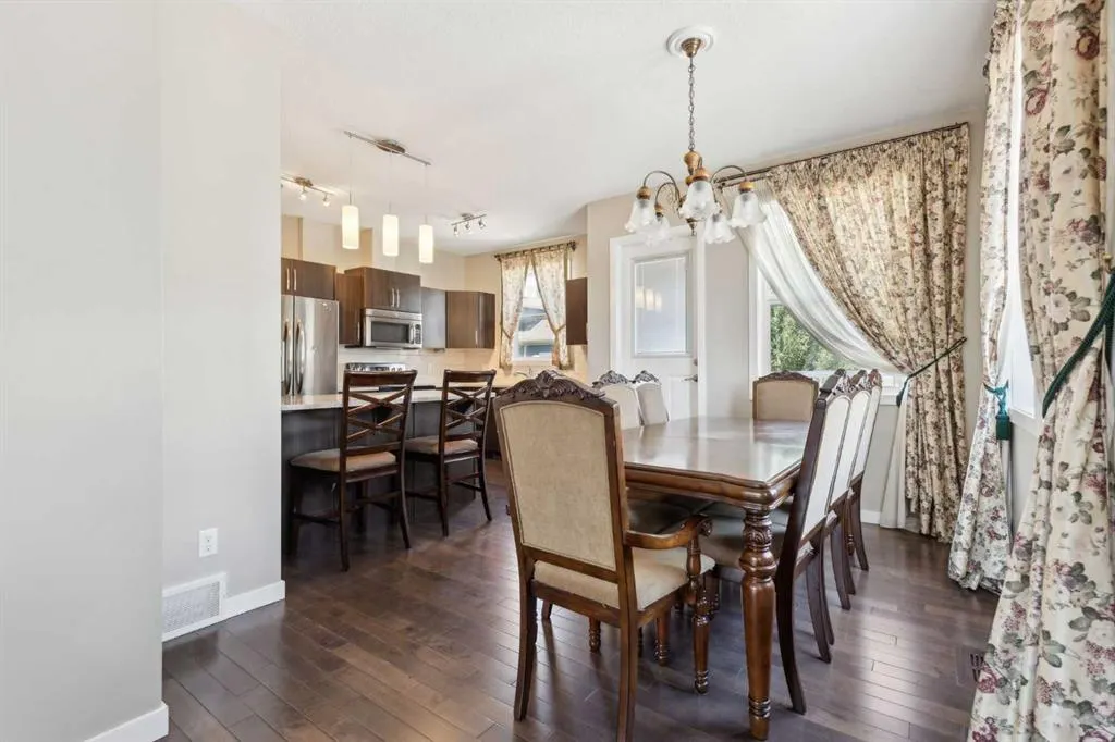 10 AUBURN BAY Avenue SE, #614