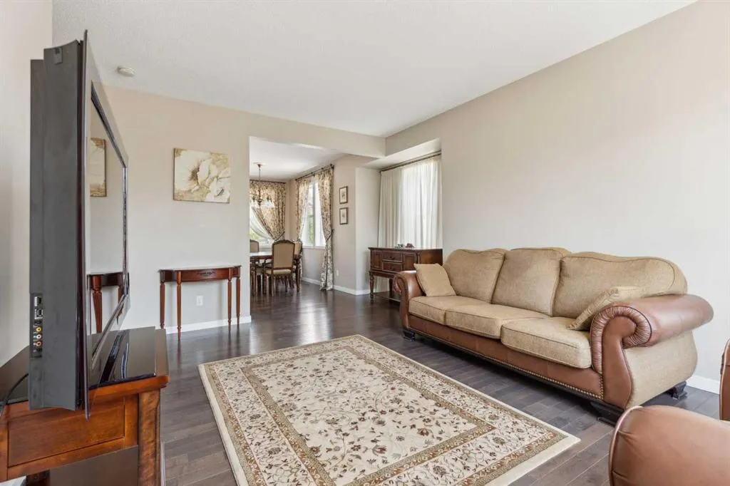 10 AUBURN BAY Avenue SE, #614
