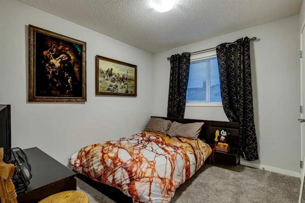 205 Copperpond Parade SE