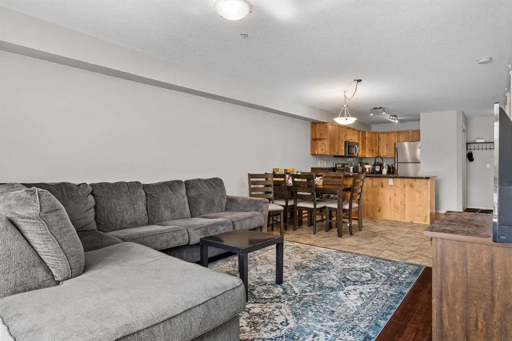 300 Palliser Lane, #122
