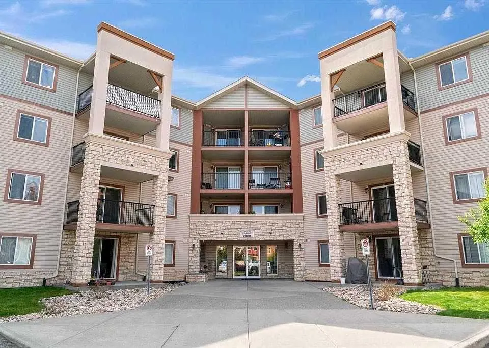 505 Railway Street W, #2214