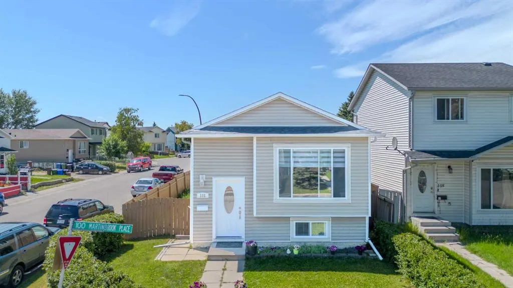 101 Martinbrook Place NE