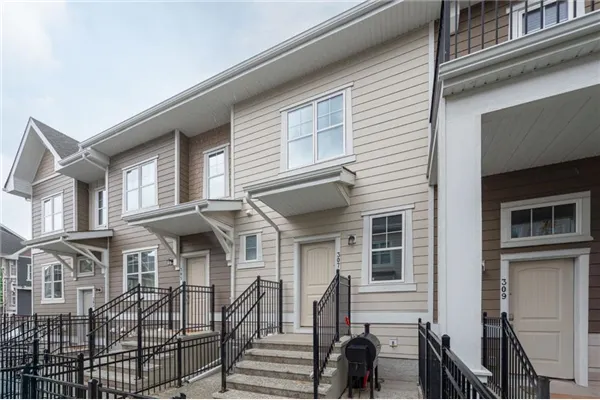 307 Cranbrook Walk SE