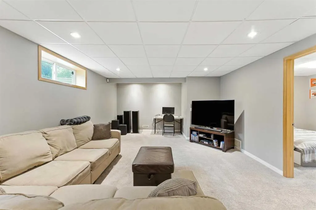 258 Lakeview Inlet