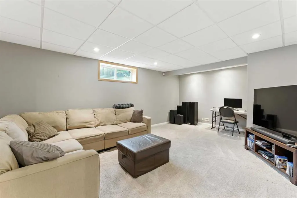 258 Lakeview Inlet
