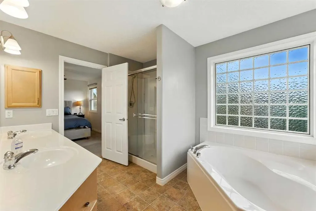 258 Lakeview Inlet
