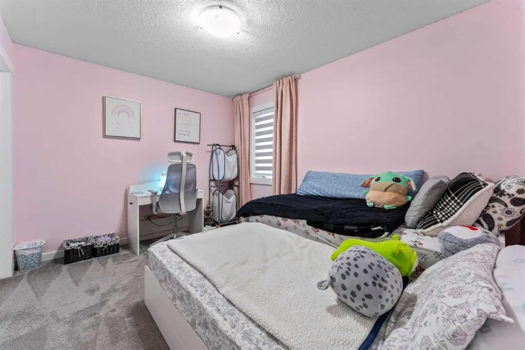 44 Copperleaf Way SE
