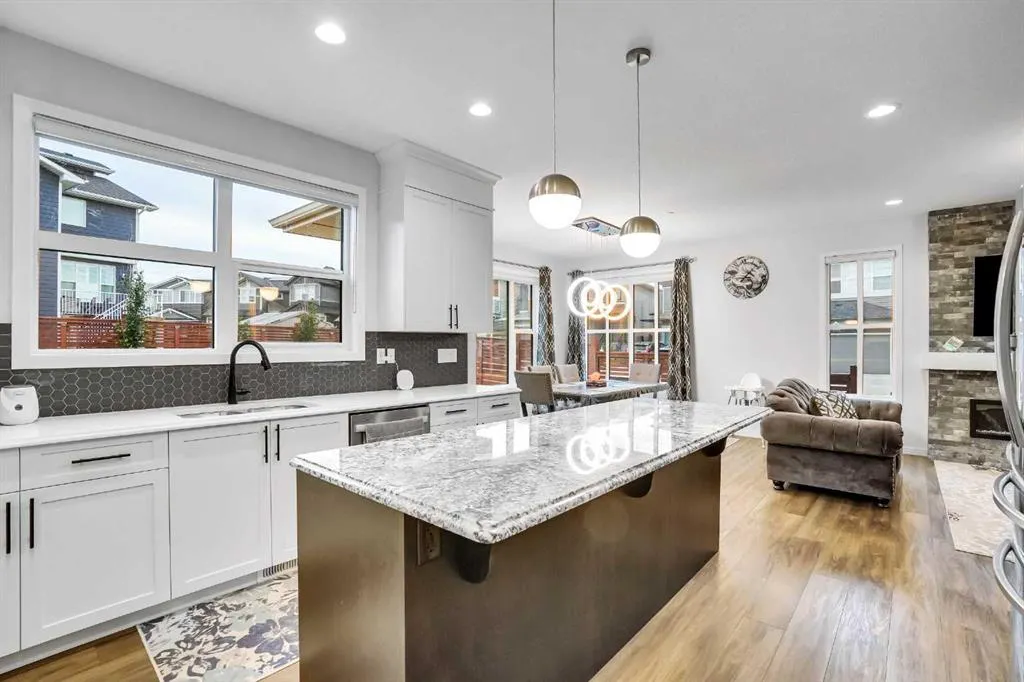 41 Howse Heights NE