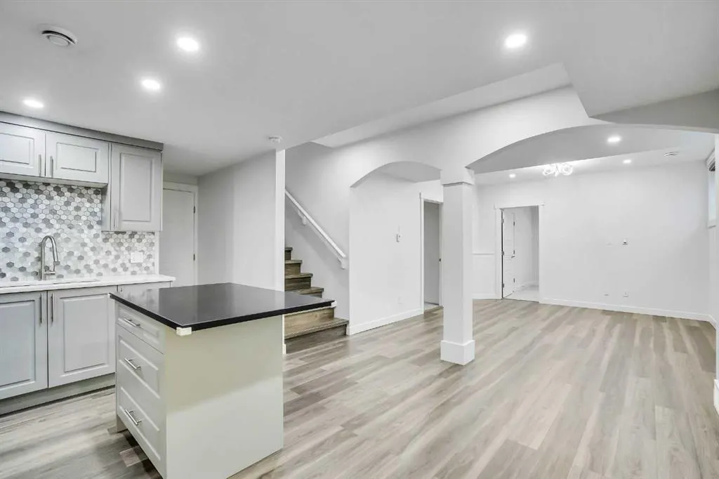 41 Howse Heights NE