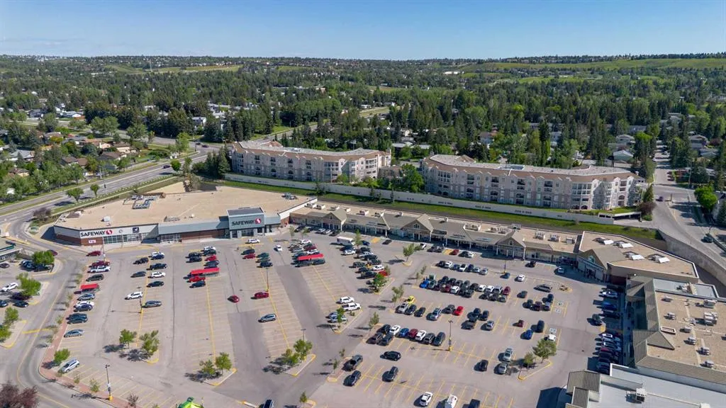 5201 Dalhousie Drive NW, #216