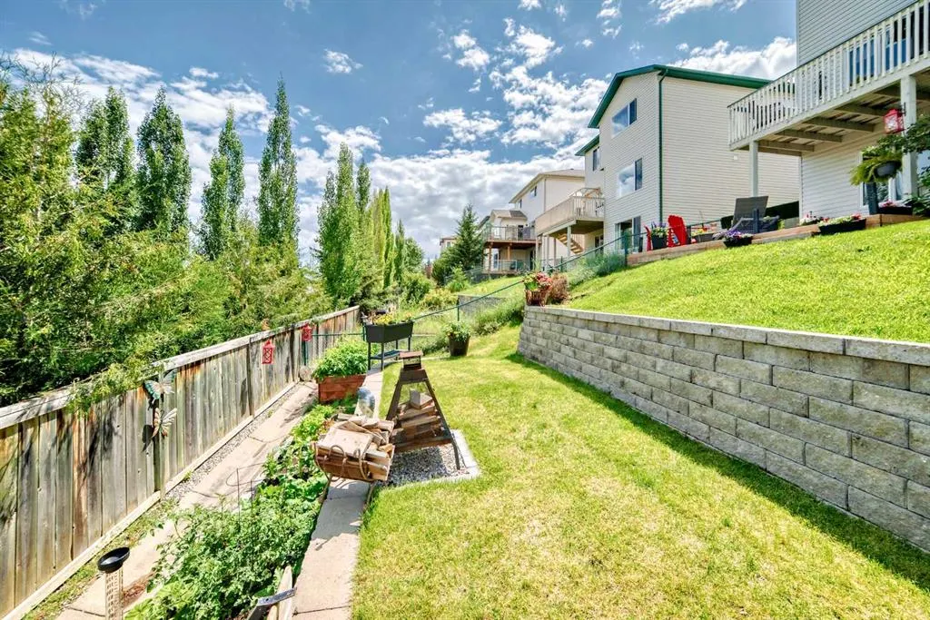 40 Bow Ridge Drive