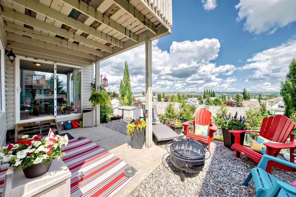40 Bow Ridge Drive
