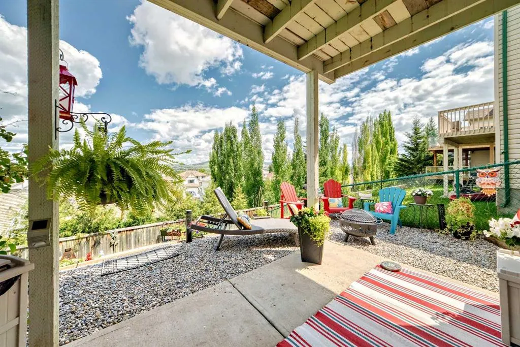 40 Bow Ridge Drive