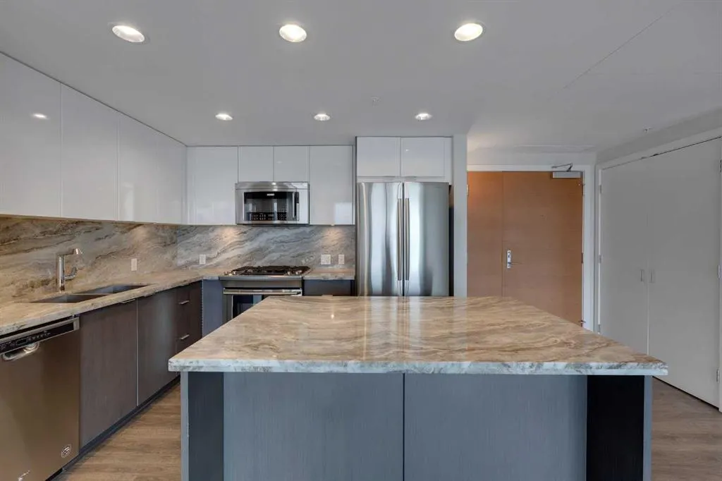 519 Riverfront Avenue SE, #1504