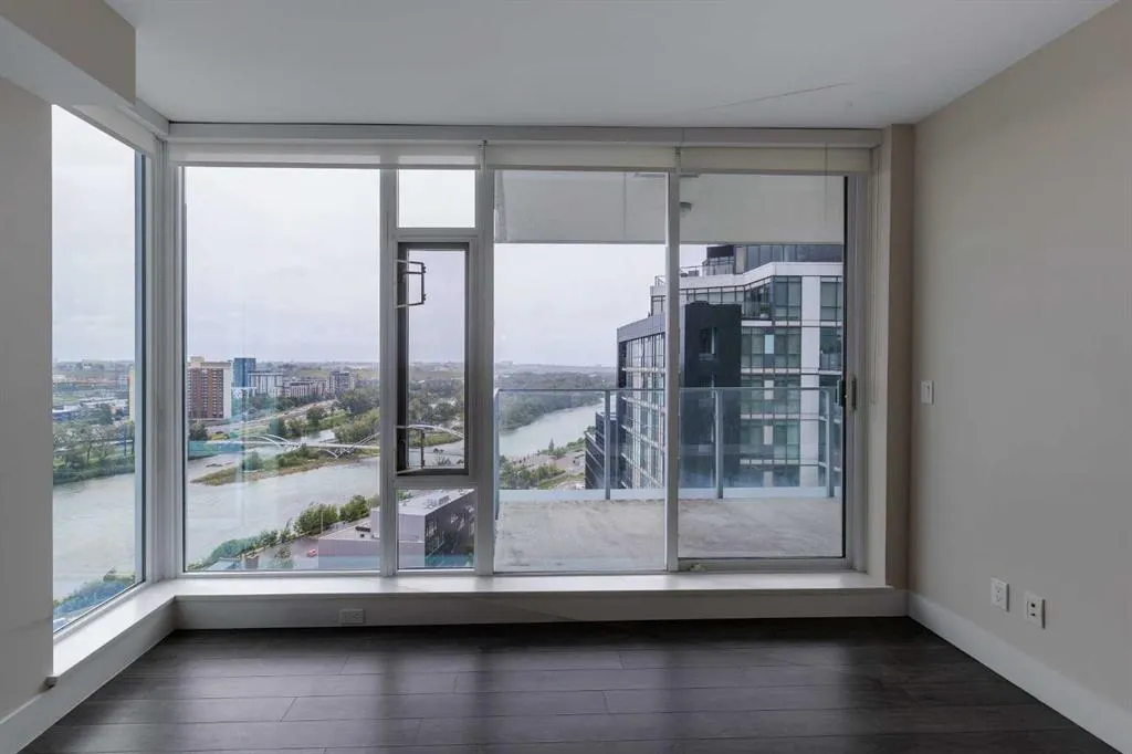 519 Riverfront Avenue SE, #1504