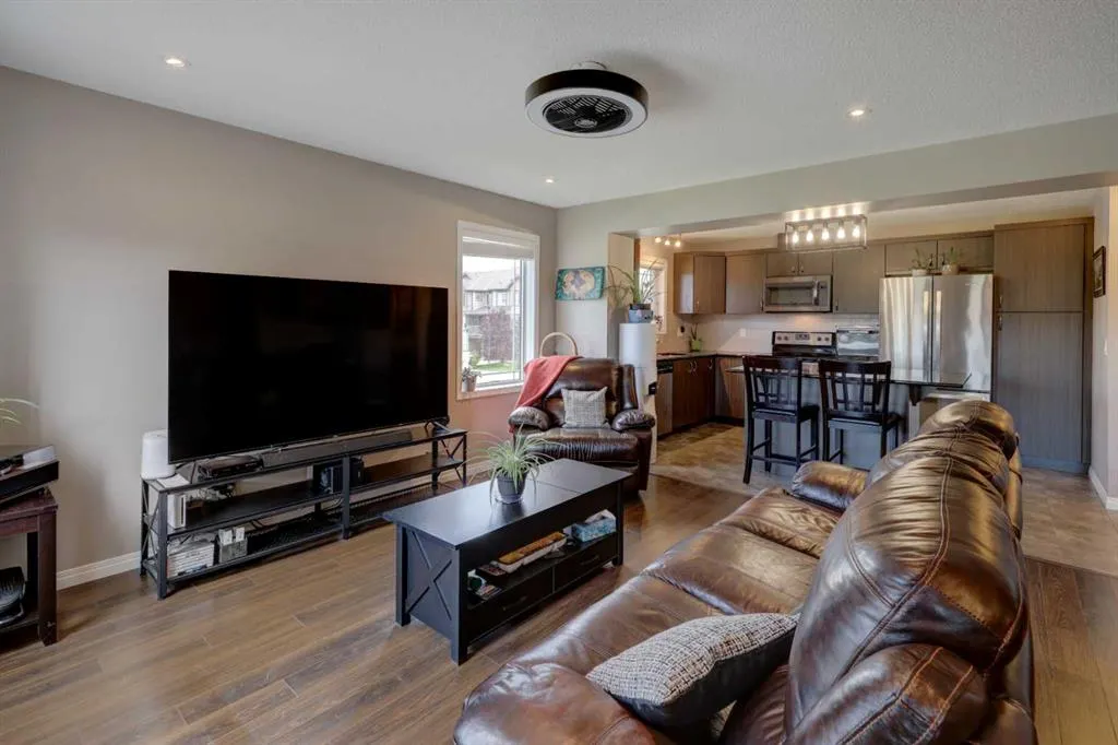 140 Windford Grove SW