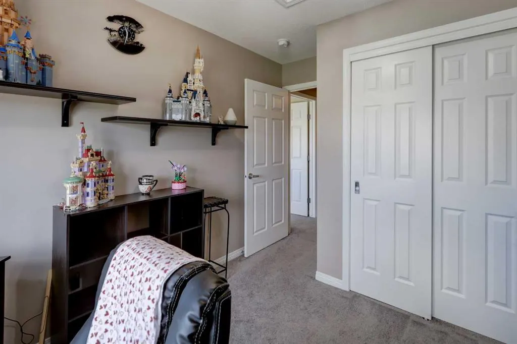 140 Windford Grove SW