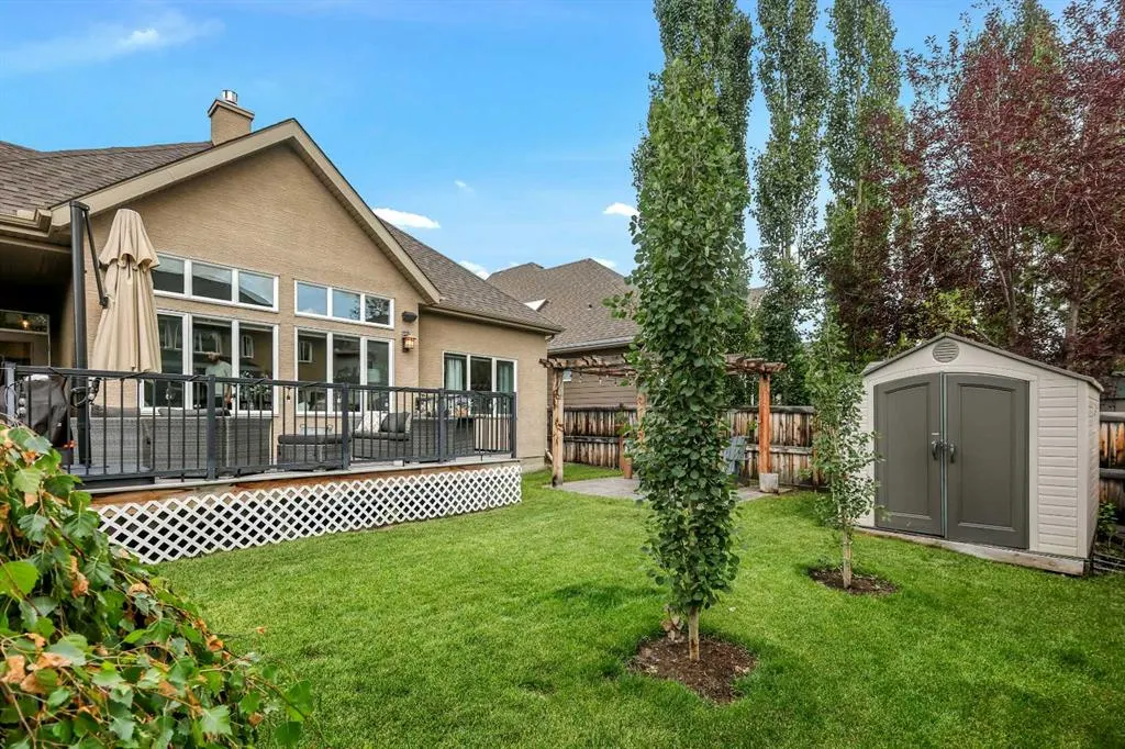 81 Elgin Estates View SE