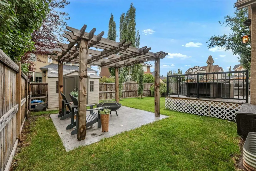 81 Elgin Estates View SE