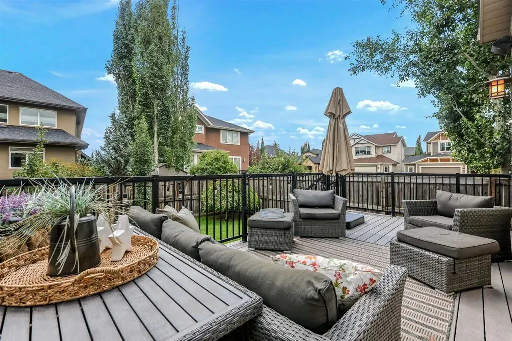 81 Elgin Estates View SE