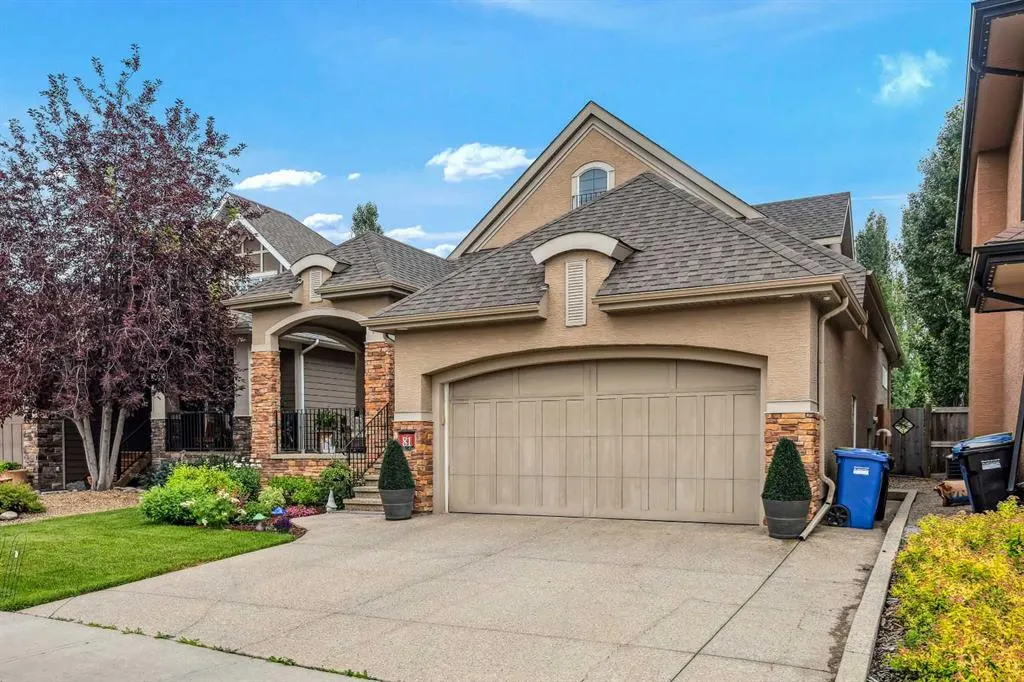 81 Elgin Estates View SE