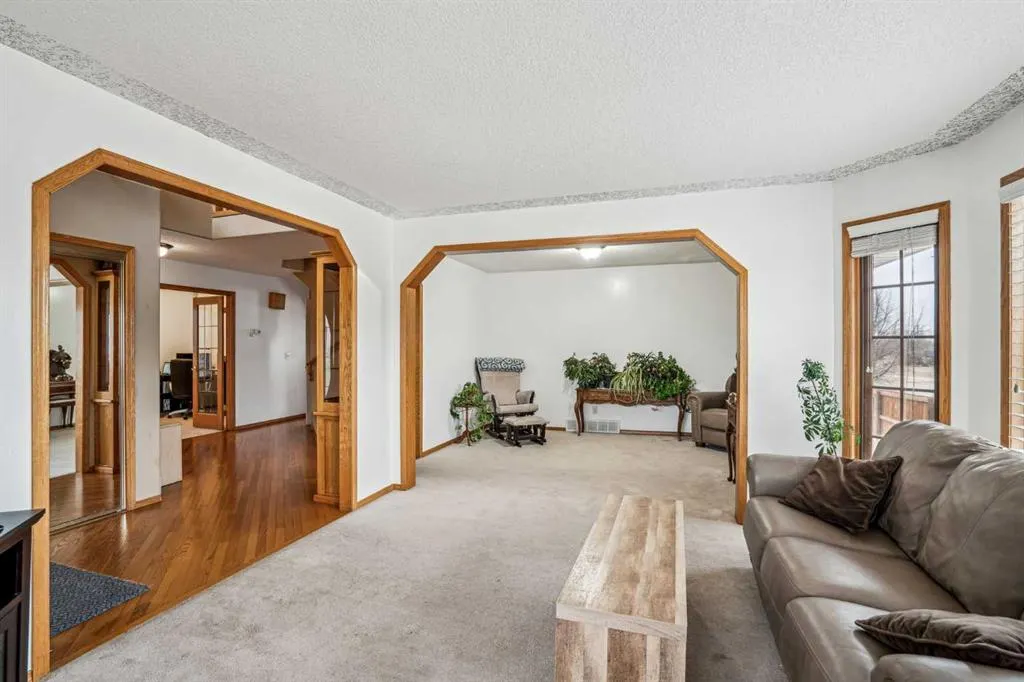 604 Mcculloch Crescent