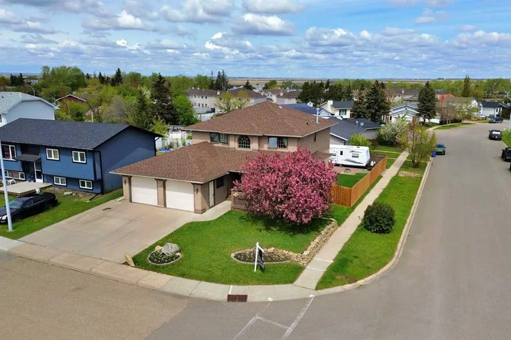 604 Mcculloch Crescent