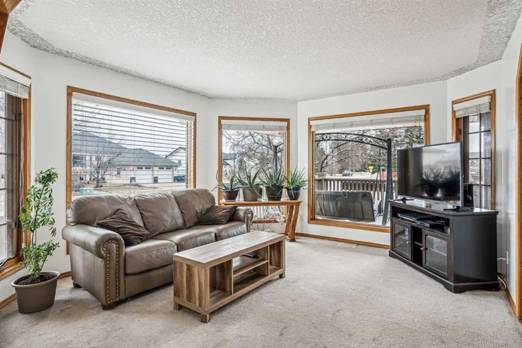 604 Mcculloch Crescent
