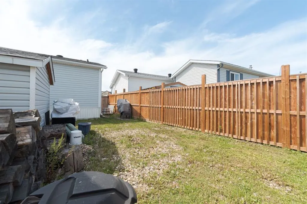 221 Harpe Way