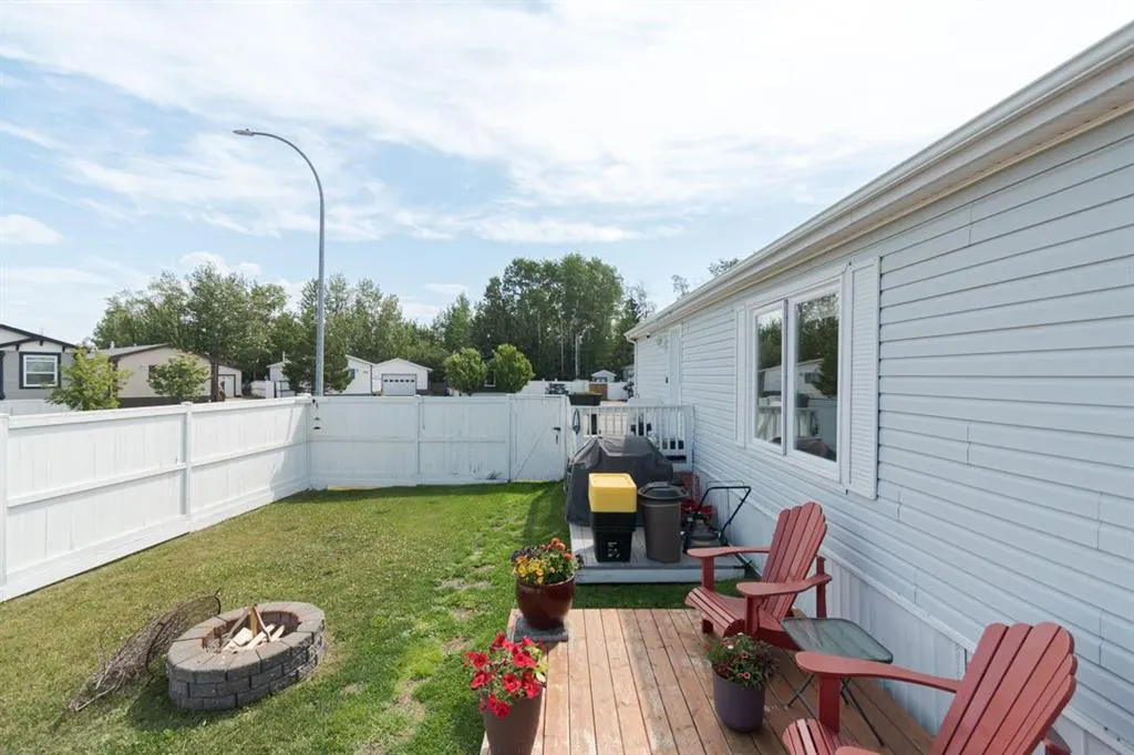 221 Harpe Way