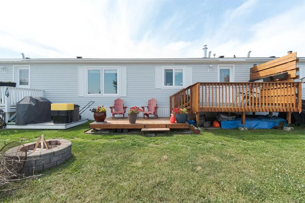 221 Harpe Way