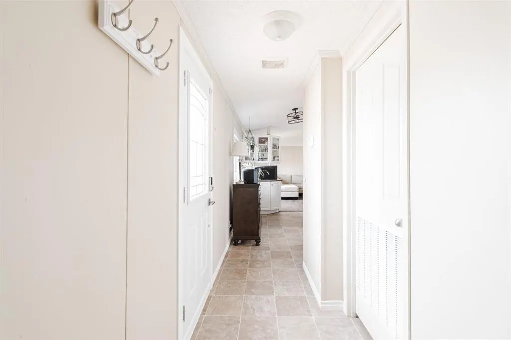 221 Harpe Way