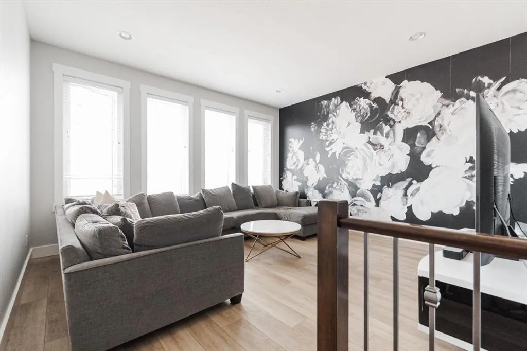 209 Pintail Place