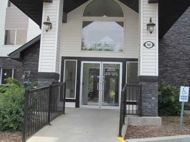 5601 KERRY WOOD Drive, #403