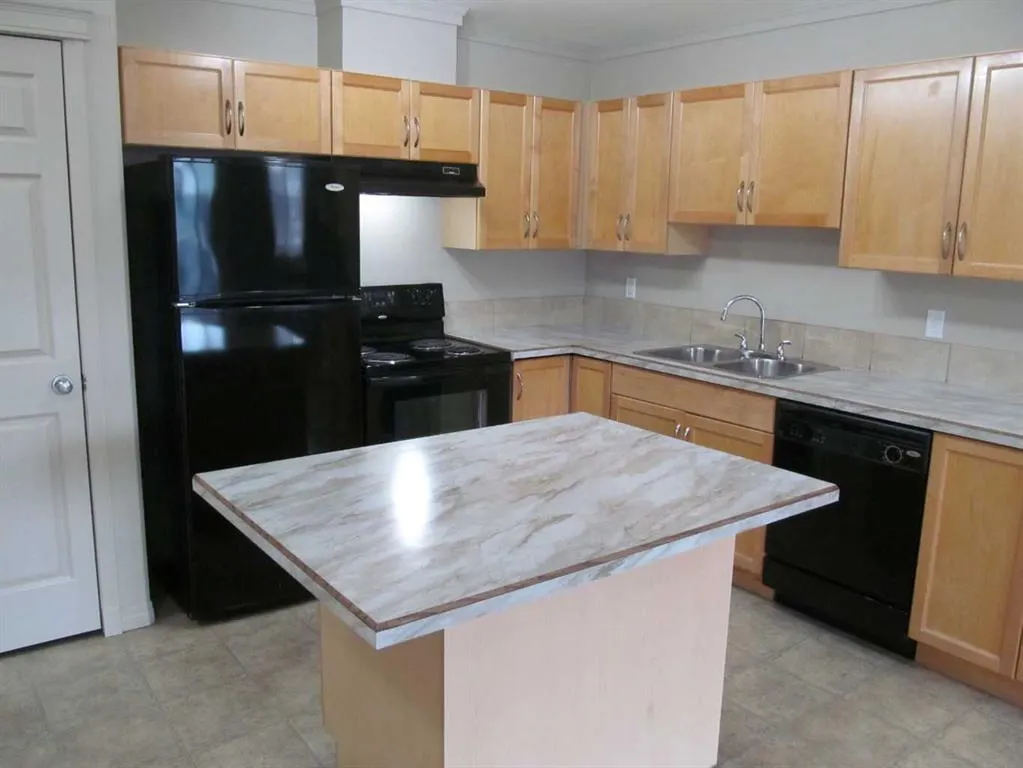 5601 KERRY WOOD Drive, #403