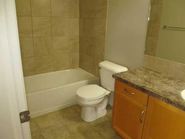 5601 KERRY WOOD Drive, #403