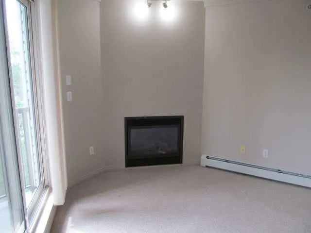 5601 KERRY WOOD Drive, #403