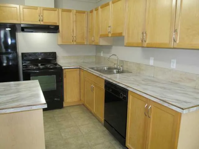 5601 KERRY WOOD Drive, #403